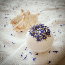 Charger l'image dans la galerie, Bombe de bain secrète Three Butters